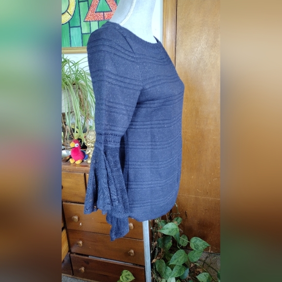 White House Black Market Women's Sweater Top Navy Metallic NWT Orig $89 Sz M - Picture 3 of 9